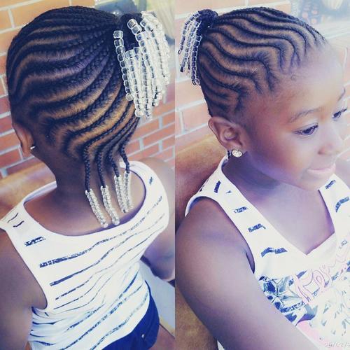 Curvy cornrows with beads