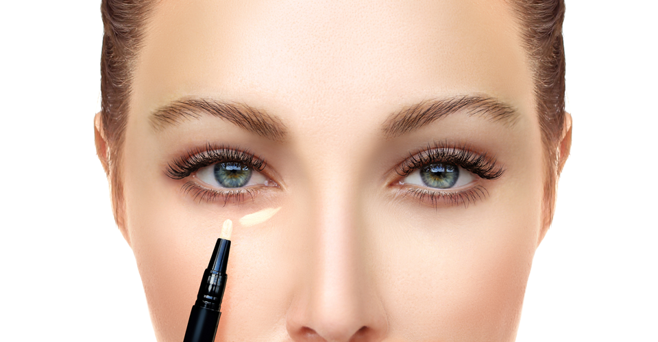 makeup hacks - Eye Highlighter