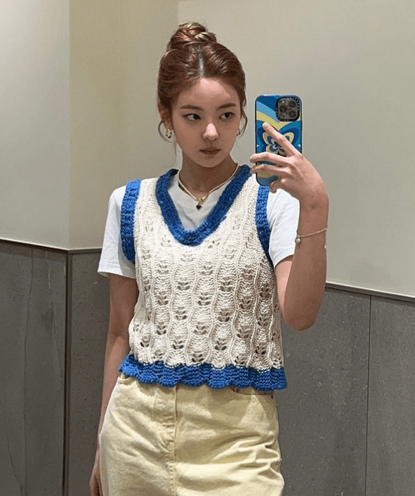 Korean summer fashion - Knitted vest
