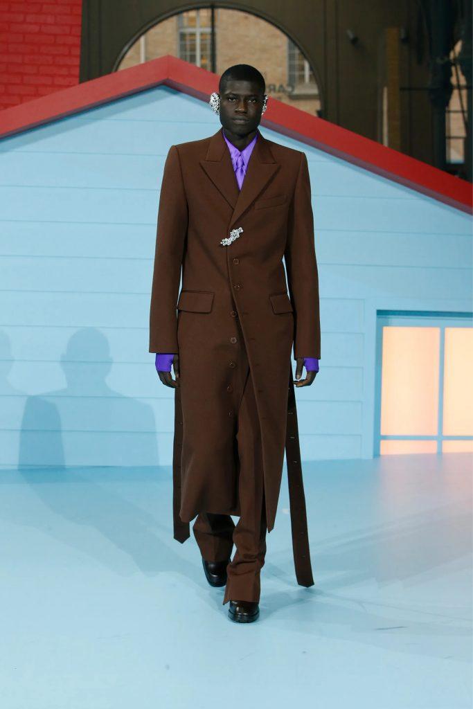 Fall/Winter 22 Men's Wear Collection Look 1