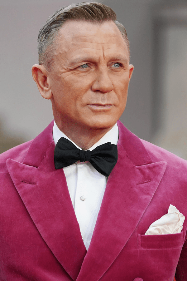 celebrity hairstyles - Daniel Craig’s Classic Man Hairstyle