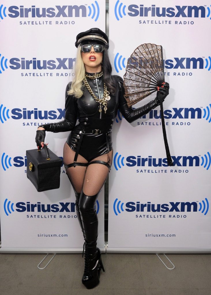 Morning Mash Up on SiriusXM Hits 1 Outfit